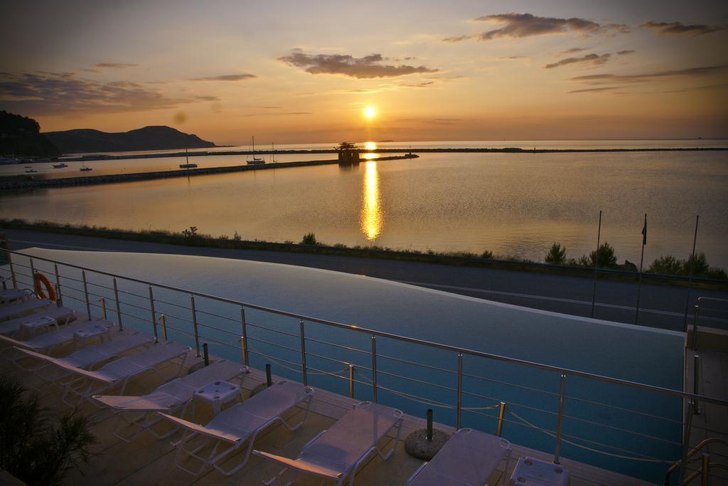 Kymi Palace ภายนอก รูปภาพ